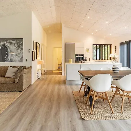 Three-bedroom In Hjorring 6
